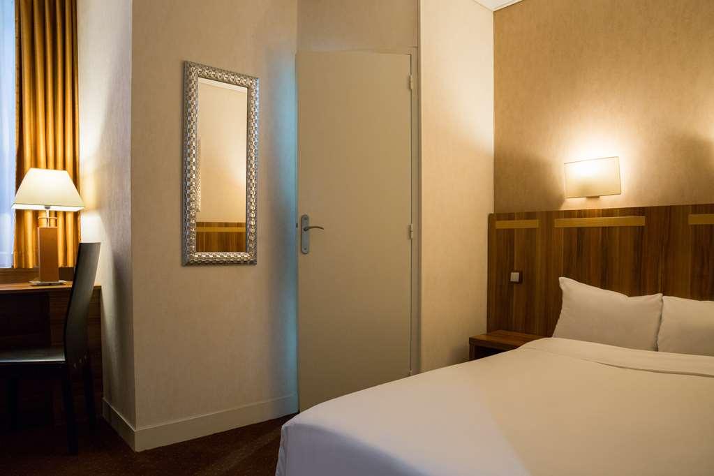 Hotel The Originals Du Grand Monarque Nantes Gare Rom bilde